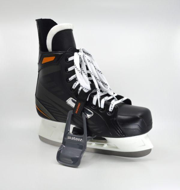 Medium Skateez (Black)  Up to 180lbs/82kg